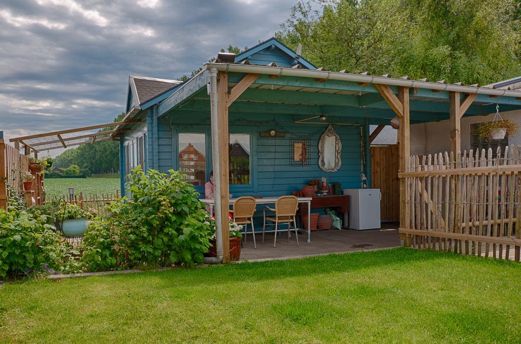 Artistiek Vakantiehuisje Hulst Bagian luar foto