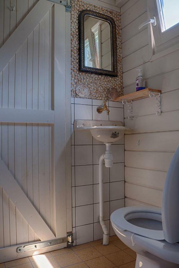 Artistiek Vakantiehuisje Hulst Bagian luar foto