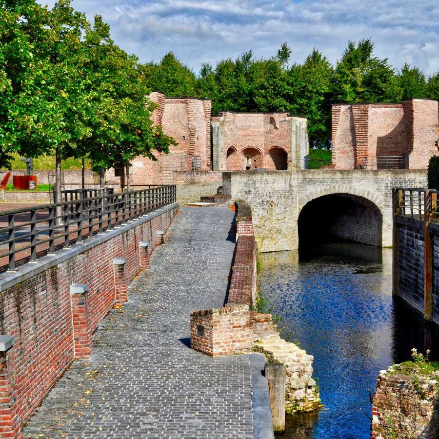 Artistiek Vakantiehuisje Hulst Bagian luar foto